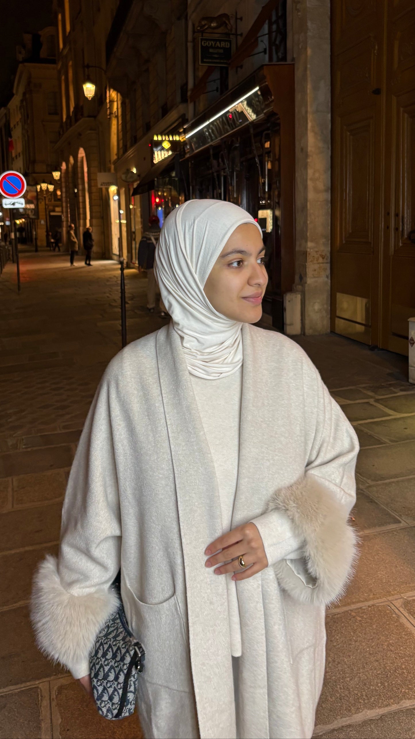 Veste en fourrure beige