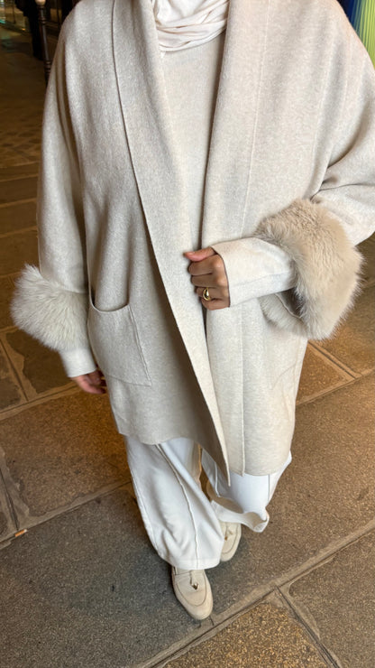 Veste en fourrure beige
