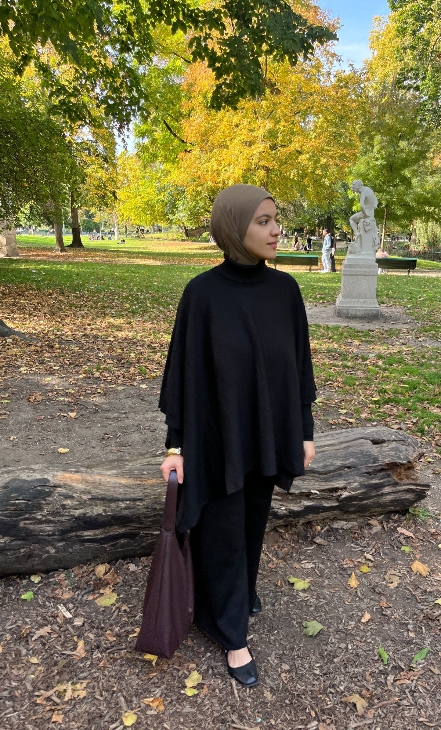 Ensemble poncho noir